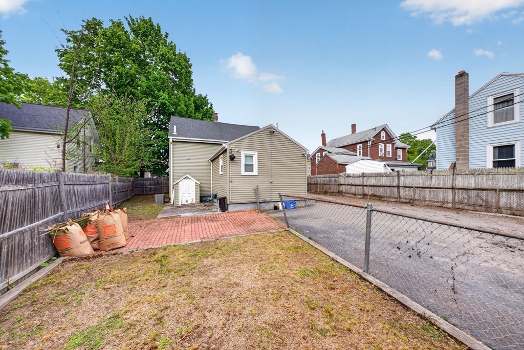 12 Cottage Place Boston, MA 02136 - Photo 23 of 28