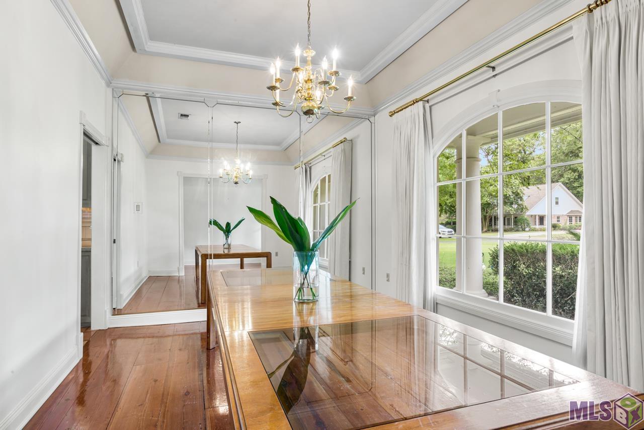 15826 Castle Ridge Baton Rouge, LA 70817 - Photo 11 of 41 Formal Dining
