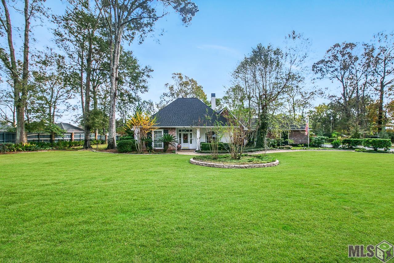 15826 Castle Ridge Baton Rouge, LA 70817 - Photo 5 of 41 Large Lot!