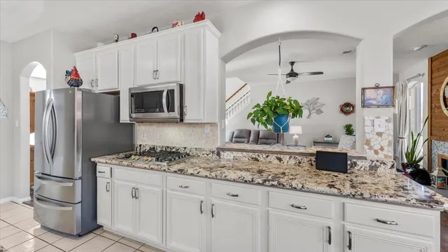 $369,900 | 7510 Stonesfield Place, Spring, TX 77389