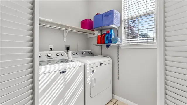 $369,900 | 7510 Stonesfield Place, Spring, TX 77389