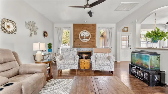 $369,900 | 7510 Stonesfield Place, Spring, TX 77389