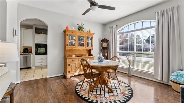 $369,900 | 7510 Stonesfield Place, Spring, TX 77389