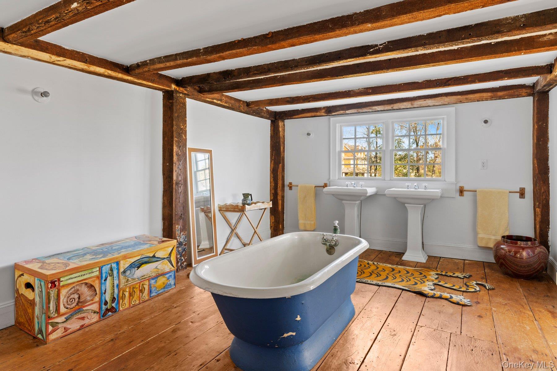 35335 Main Road Orient, NY 11957 - Photo 17 of 32