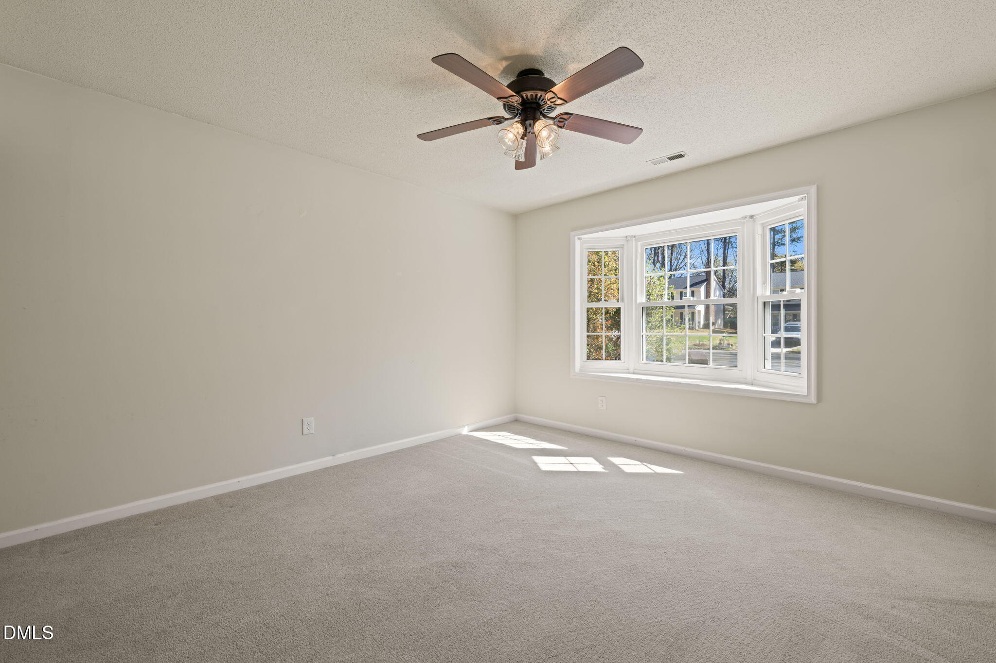 3202 Lassiter Street Durham, NC 27707 - Photo 12 of 43 Dining (2)