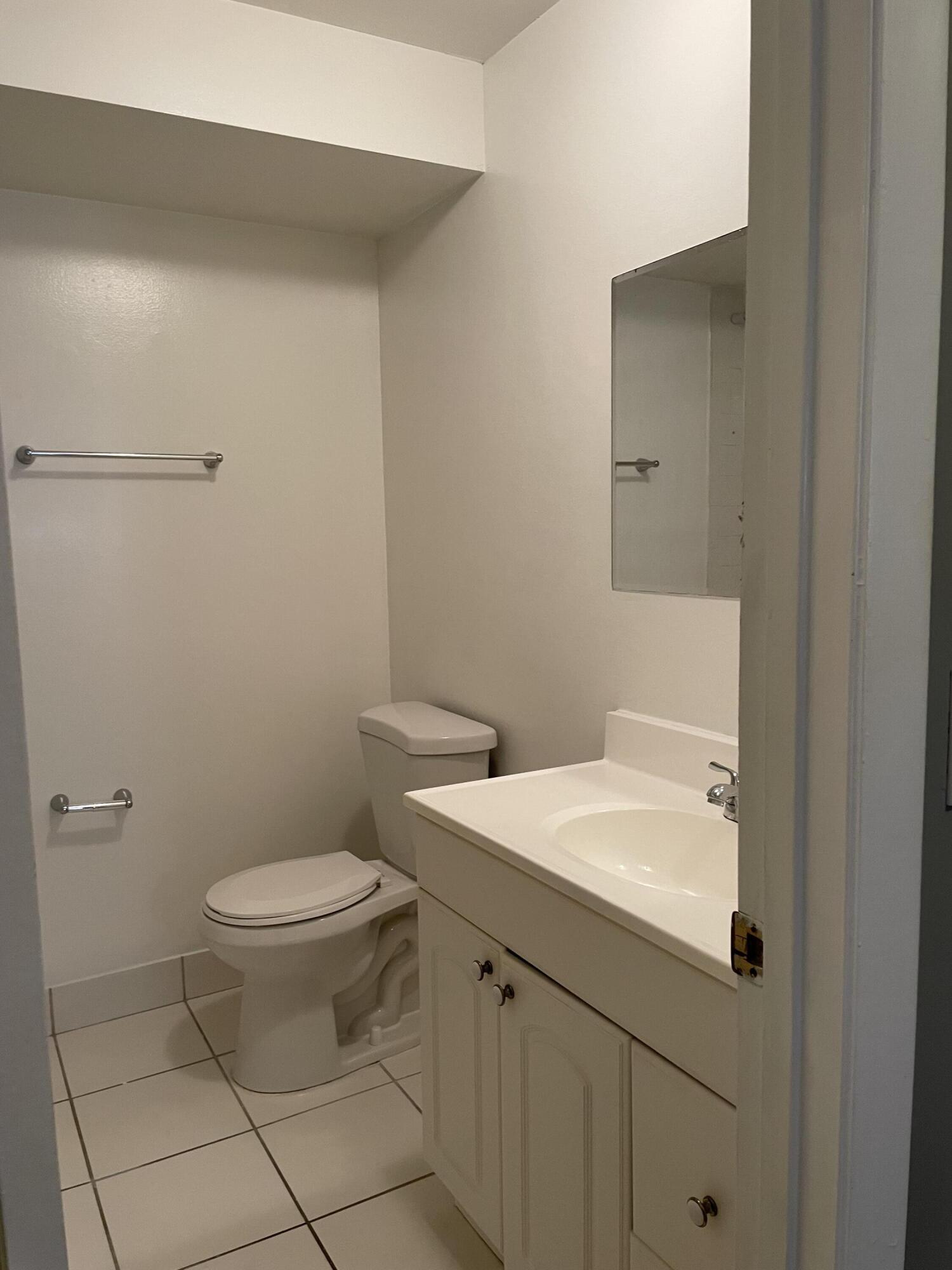 9440 Southwest 8th Street, Unit 217 Boca Raton, FL 33428 - Photo 23 of 28 Bathroom