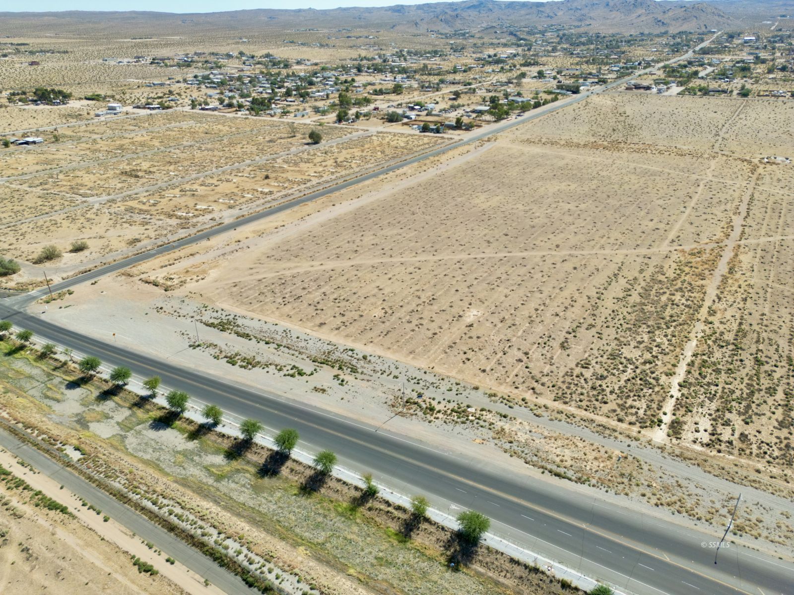 343-351-01 East Bowman Road Ridgecrest, CA 93555 - Photo 2 of 38