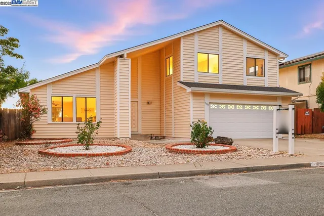 $975,000 | 109 Oak Court, Hercules, CA 94547