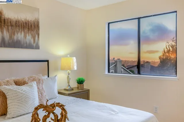 $975,000 | 109 Oak Court, Hercules, CA 94547