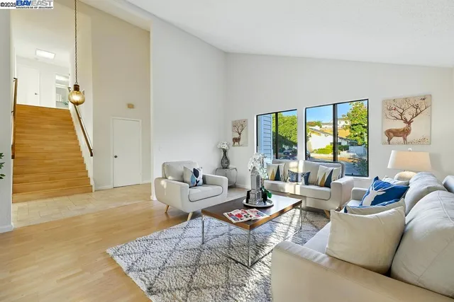 $975,000 | 109 Oak Court, Hercules, CA 94547