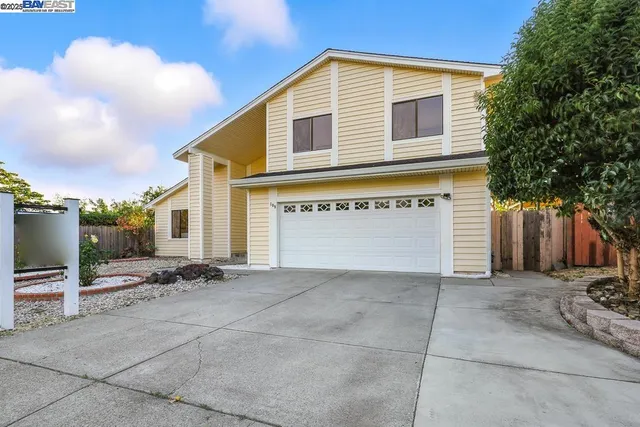 $975,000 | 109 Oak Court, Hercules, CA 94547