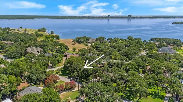 $799,950 | 3526 Lakeridge Drive, Grapevine, TX 76051