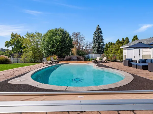 $2,398,000 | 53 North Shore Drive, South Haven, MI 49090