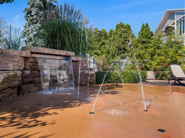 $2,398,000 | 53 North Shore Drive, South Haven, MI 49090