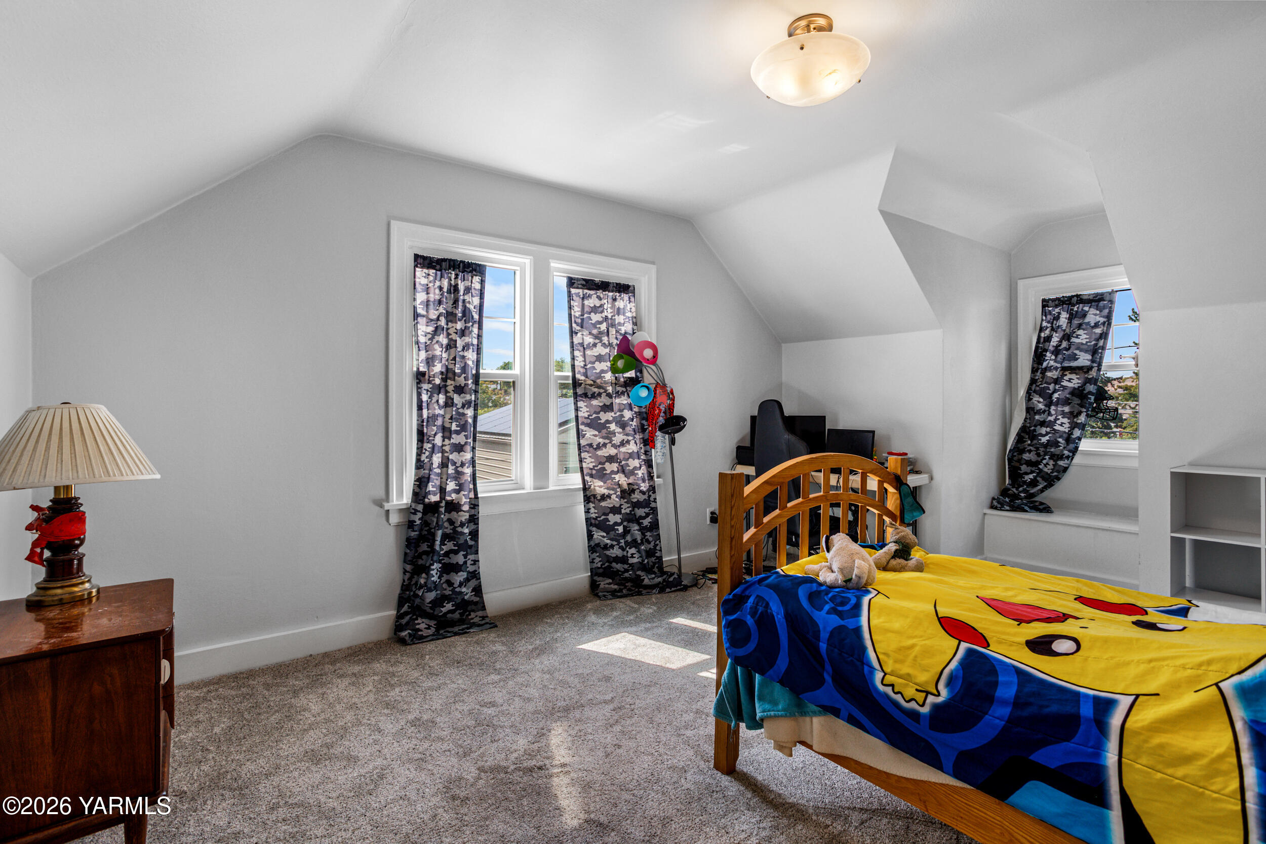 3206 Summitview Avenue Yakima, WA 98902 - Photo 23 of 48 Bedroom 3