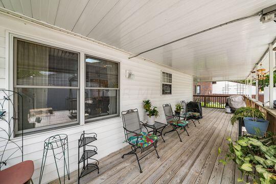 1677 Jackson Road Columbus, OH 43223 - Photo 41 of 48 Side Deck in back