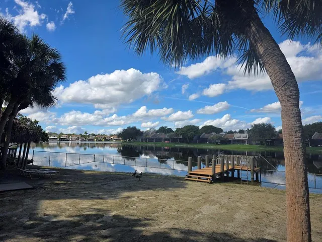 $139,000 | 1001 Colony Point Circle, Unit 405, Pembroke Pines, FL 33026