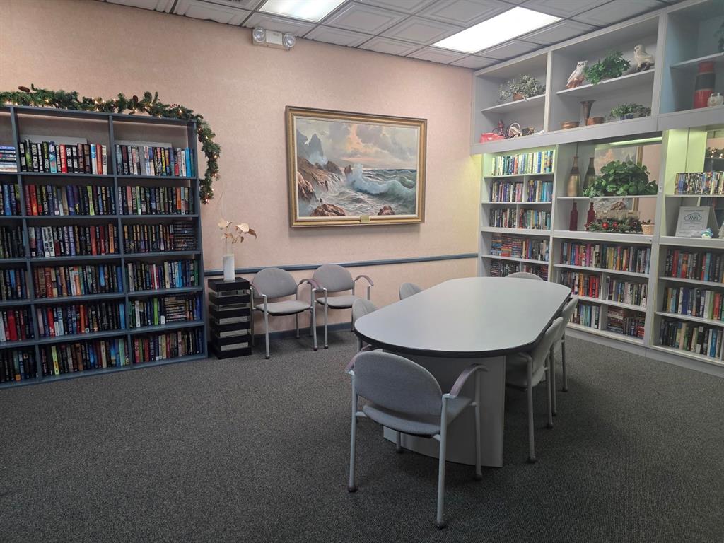 1001 Colony Point Circle, Unit 405 Pembroke Pines, FL 33026 - Photo 11 of 15