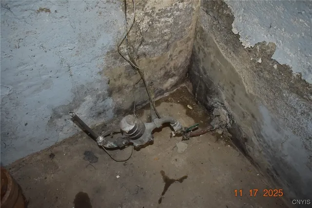 $74,900 | 704 Maple Avenue, Elmira, NY 14904