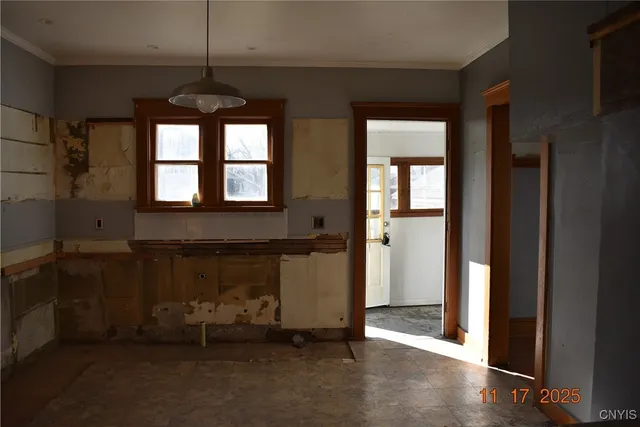 $74,900 | 704 Maple Avenue, Elmira, NY 14904