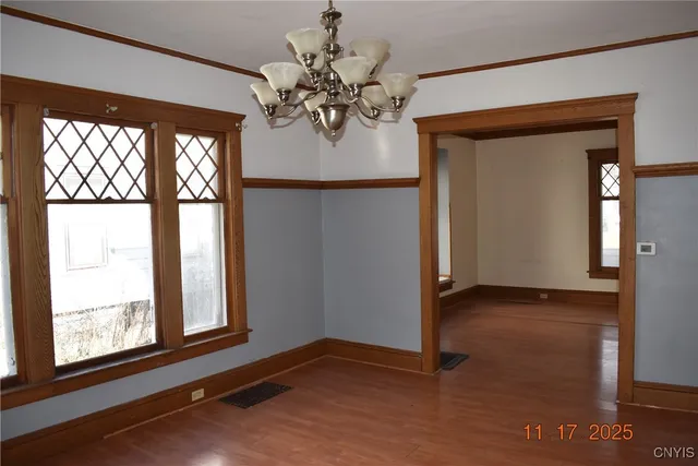 $74,900 | 704 Maple Avenue, Elmira, NY 14904