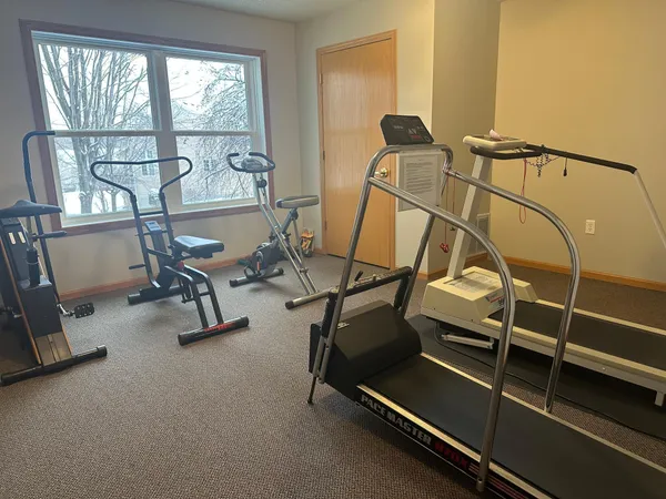 $188,500 | 2231 North Penn Place, Unit 322, North St. Paul, MN 55109