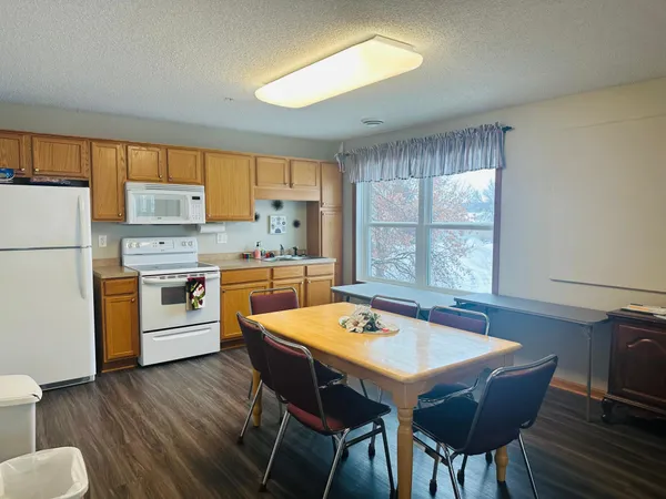 $188,500 | 2231 North Penn Place, Unit 322, North St. Paul, MN 55109