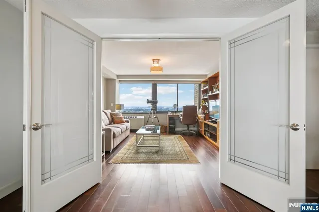 $998,000 | 1500 Palisade Avenue, Unit 27C, Fort Lee, NJ 07024