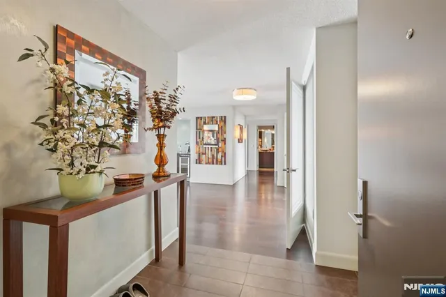 $998,000 | 1500 Palisade Avenue, Unit 27C, Fort Lee, NJ 07024