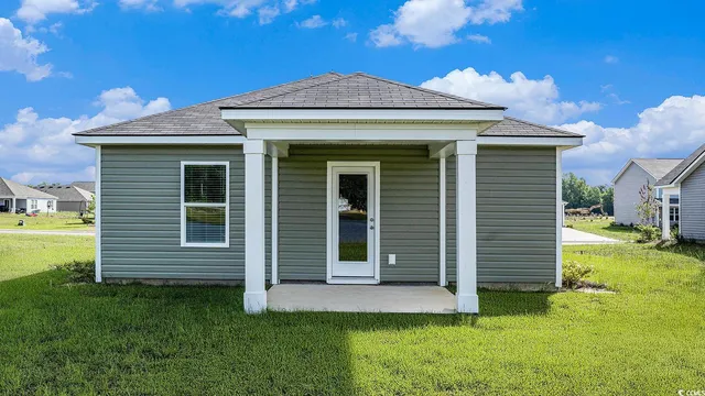 $262,990 | 560 Strawberry Fld Way, Galivants Ferry, SC 29544