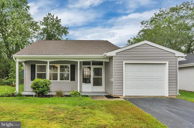 $369,900 | 39 Chelsea Place, Southampton, NJ 08088