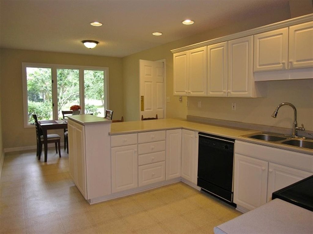 111 Shadowood Road Clemson, SC 29631 - Photo 10 of 23