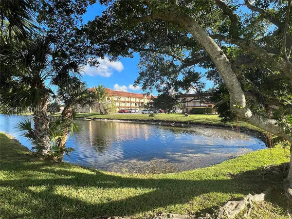 a view of a lake with houses