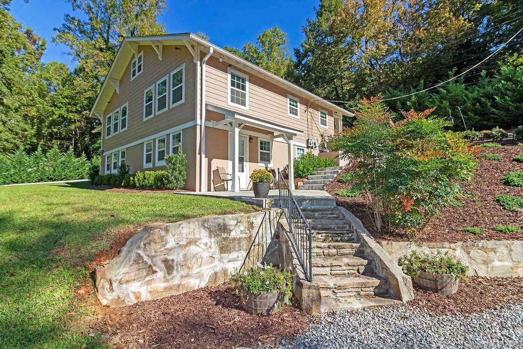 86 Warrior Mountain Road Tryon, NC 28782 - Photo 2 of 34