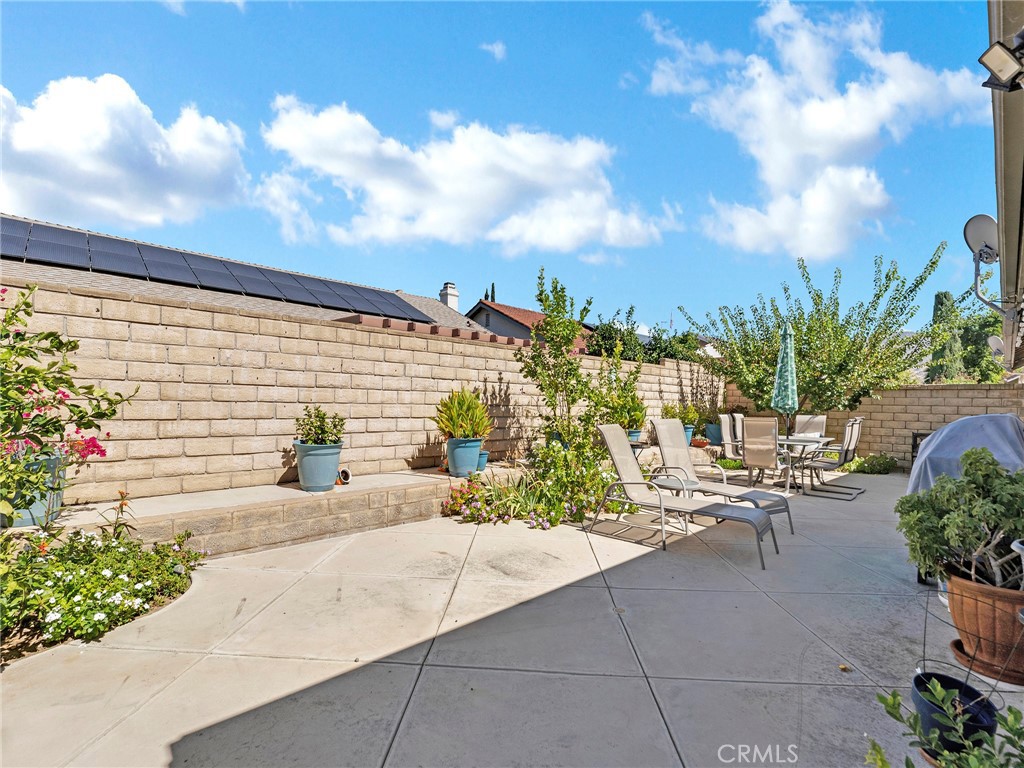 5621 Daisy Street Simi Valley, CA 93063 - Photo 24 of 31 a view of a terrace with sitting area