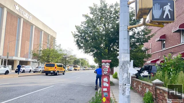 a car parked in front of a building