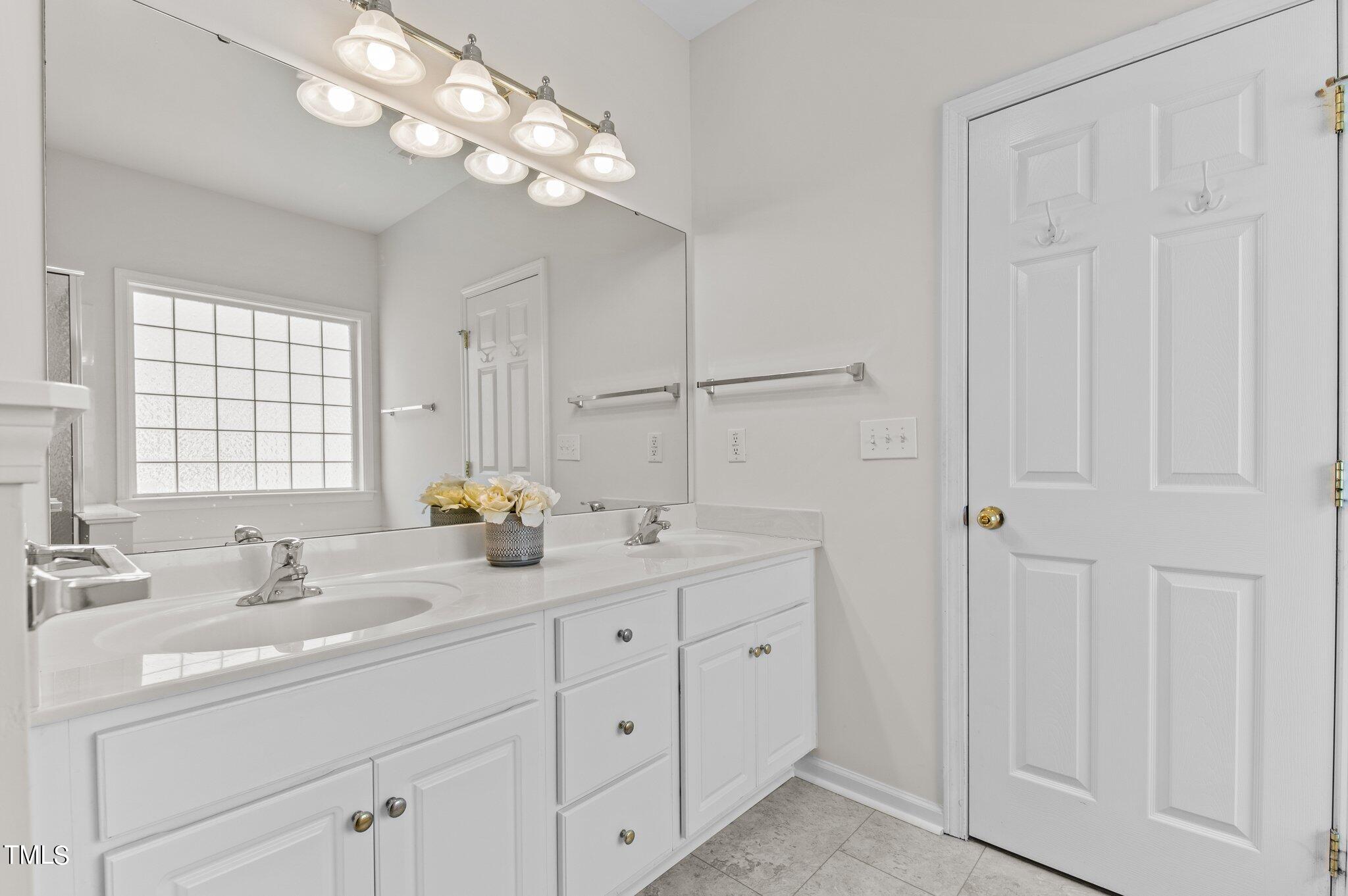 10447 Dapping Drive Raleigh, NC 27614 - Photo 33 of 42 38-web-or-mls-DSC_1859