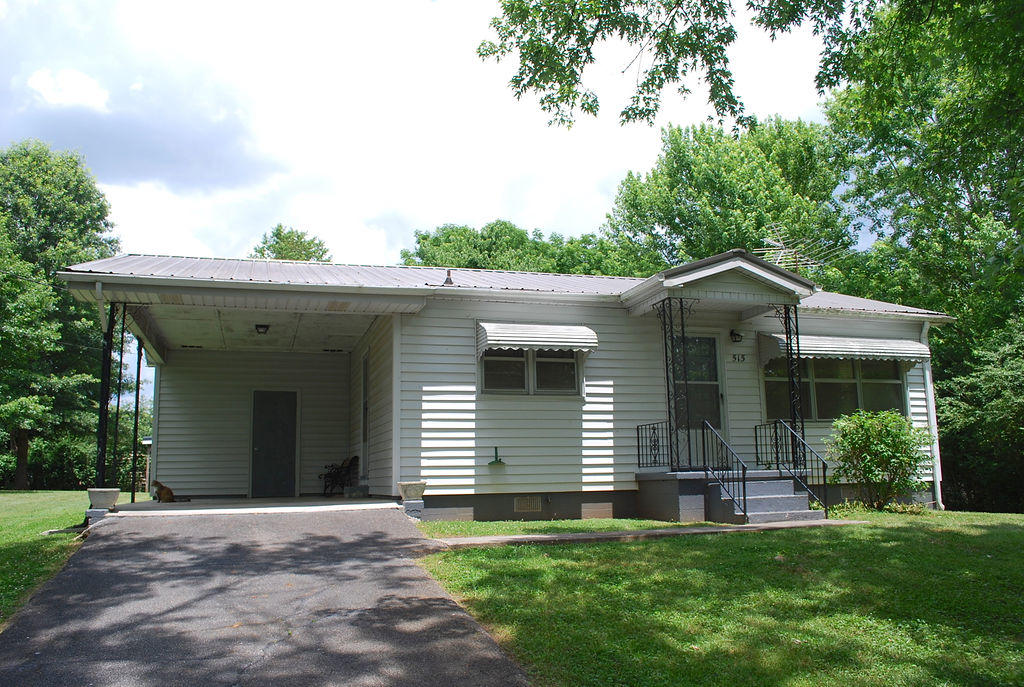 515 Southeast Ridge Drive Cleveland, TN 37323 - Photo 2 of 15 DSC_0314