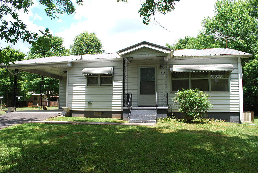 515 Southeast Ridge Drive Cleveland, TN 37323 - Photo 3 of 15 DSC_0316