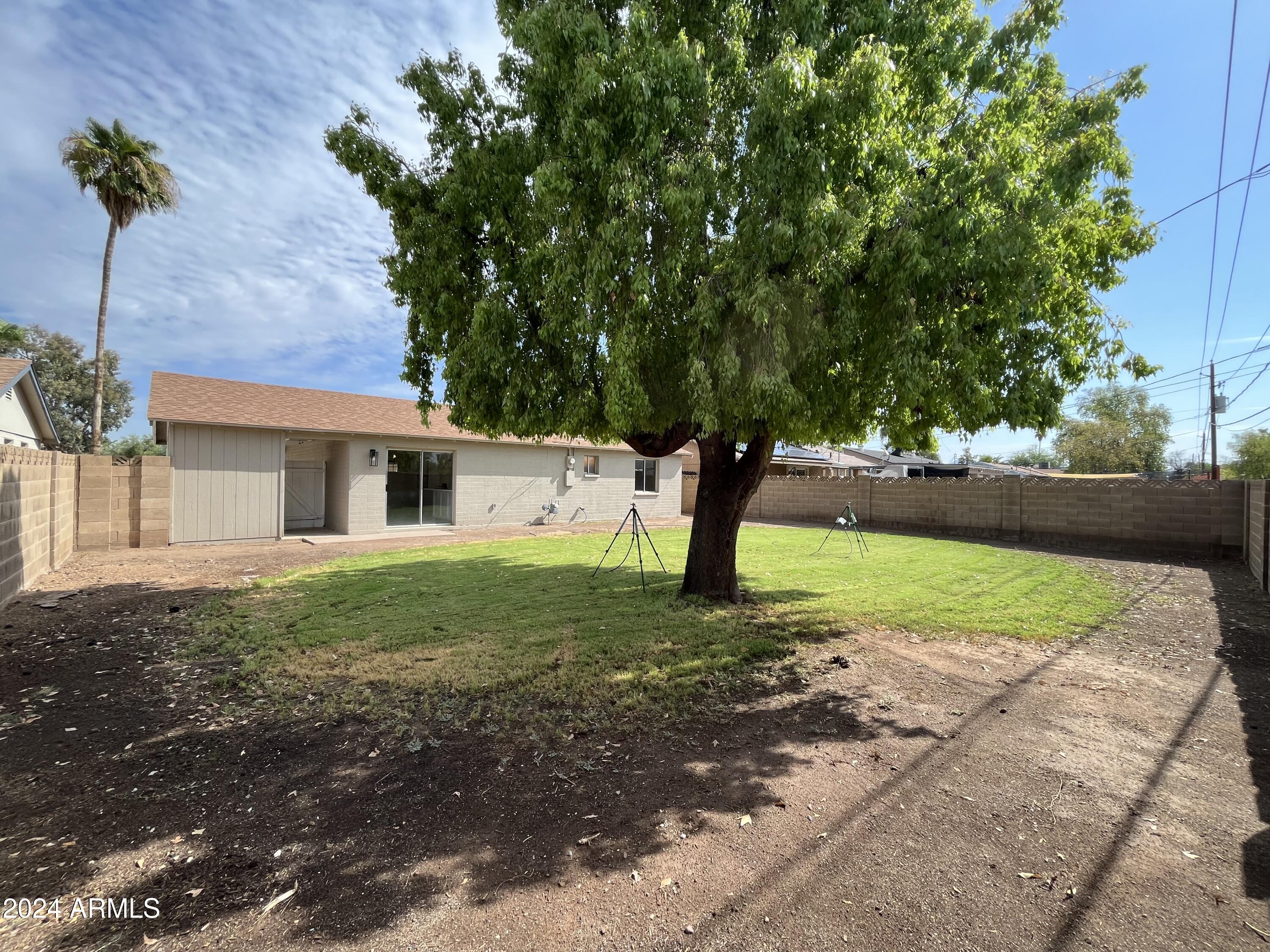 3467 East Hearn Road Phoenix, AZ 85032 - Photo 19 of 21 Backyard