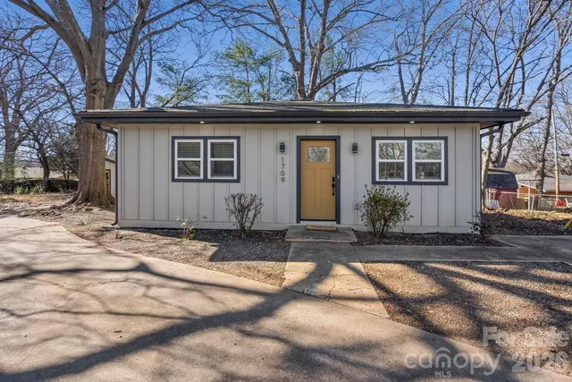 $614,900 | 1713 Davis Park Road, Gastonia, NC 28052