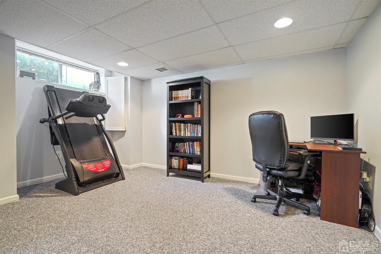 105 Salem Road North Brunswick, NJ 08902 - Photo 27 of 31 Gallery Image 27