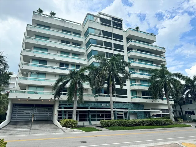 $4,100 | 1025 92nd Street, Unit 407, Bay Harbor Islands, FL 33154