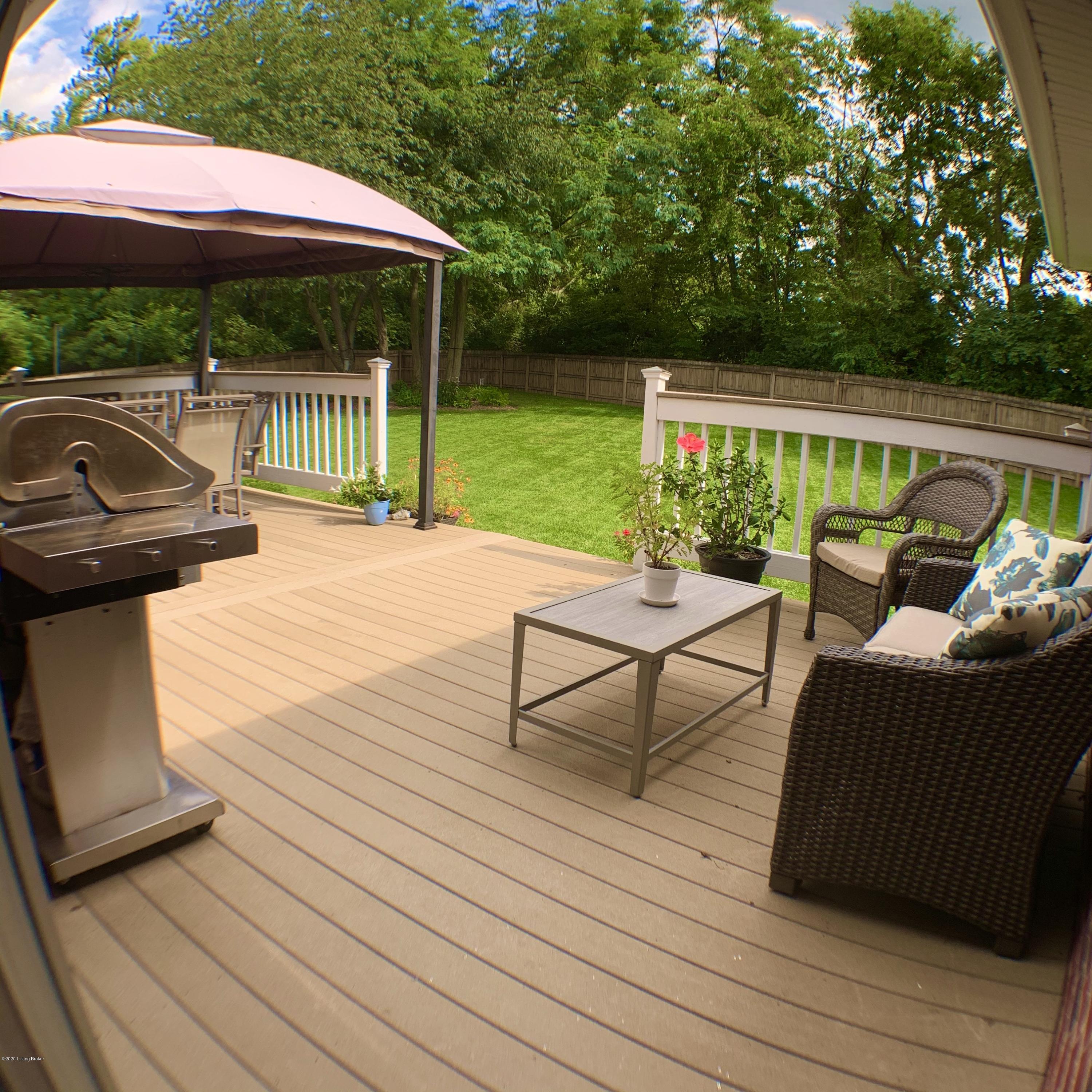 8021 Kellerman Road Louisville, KY 40219 - Photo 31 of 36 Backyard