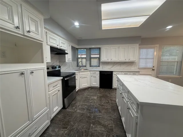 $2,200 | 15306 La Paloma Drive, Houston, TX 77083