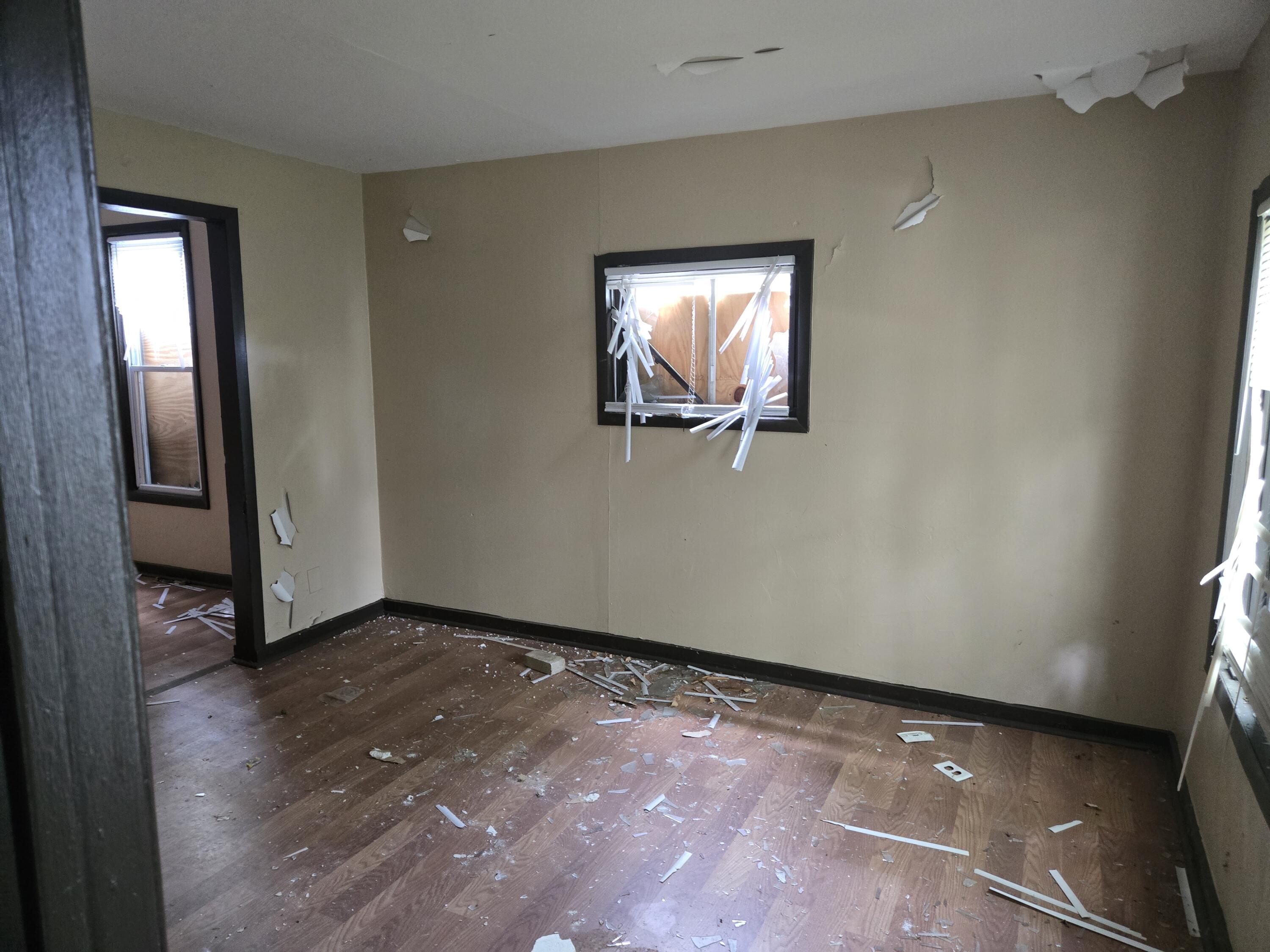 5326 North 38th Street Milwaukee, WI 53209 - Photo 16 of 18 5326 N 38th St