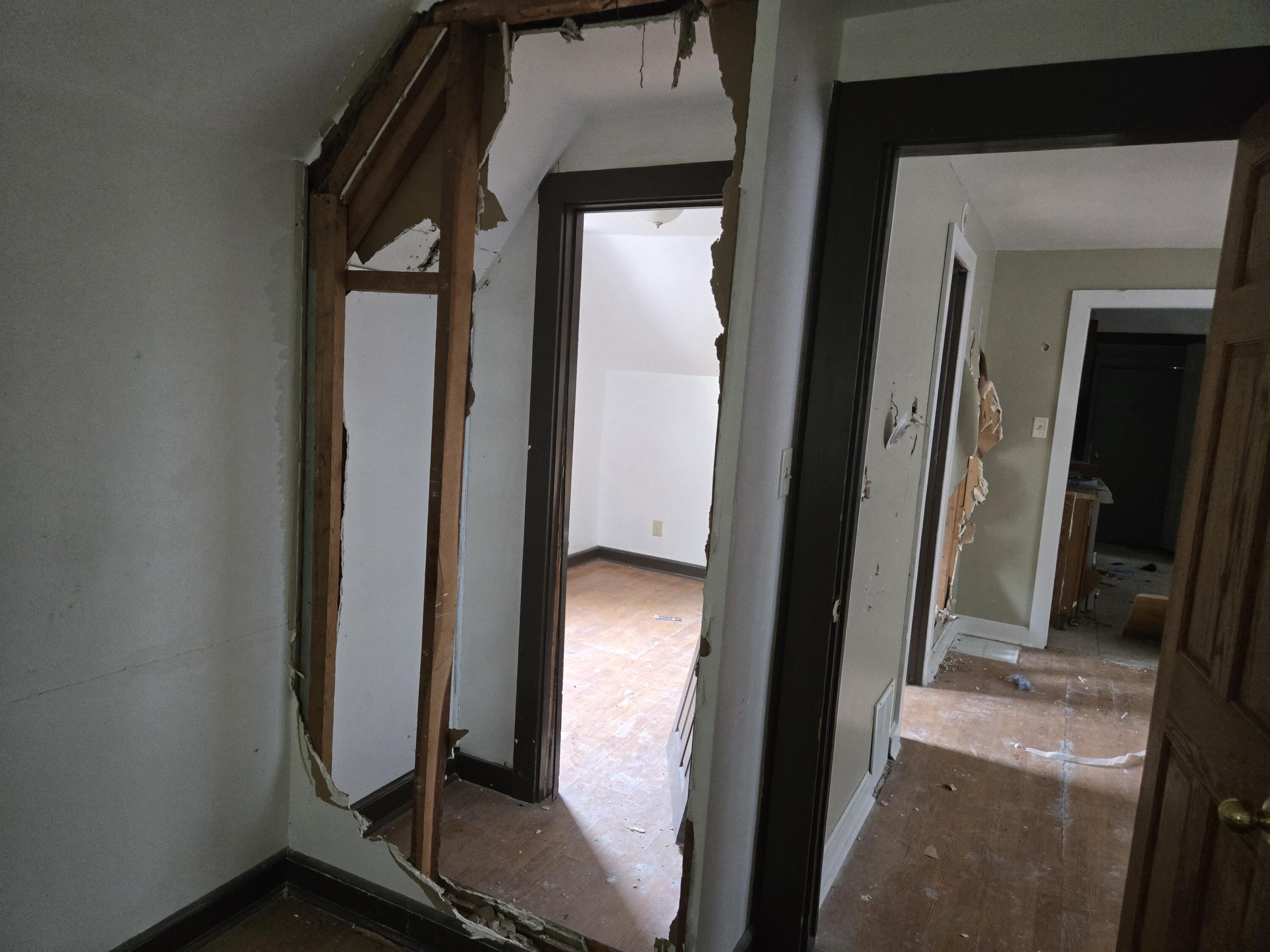 5326 North 38th Street Milwaukee, WI 53209 - Photo 5 of 18 5326 N 38th St