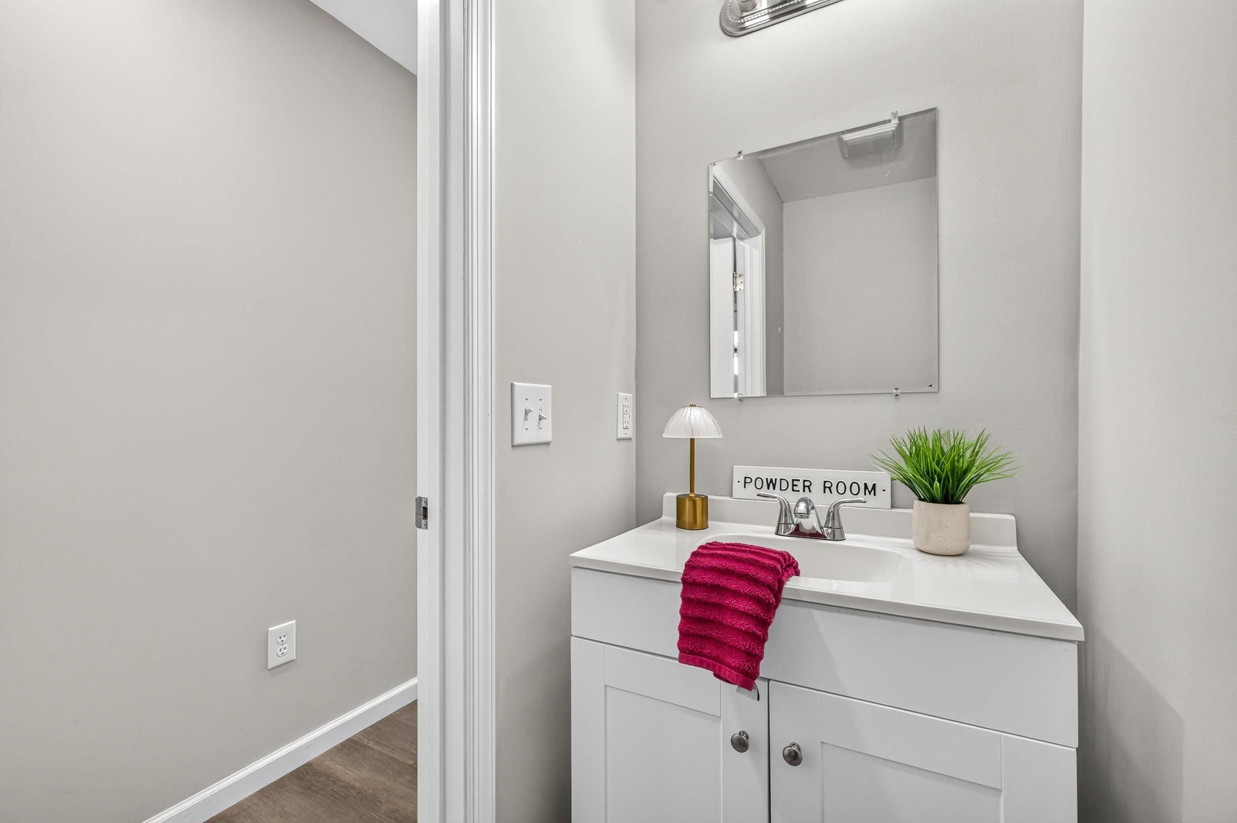 121 21st Street Grottoes, VA 24441 - Photo 26 of 60
