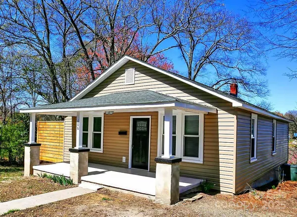 $235,000 | 606 Childs Street, Lincolnton, NC 28092