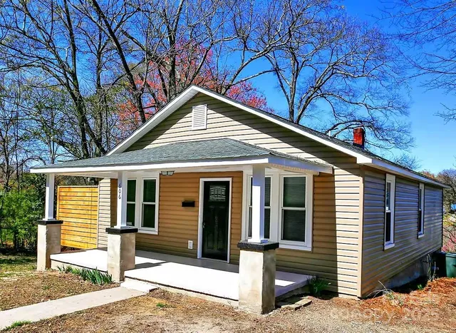 $235,000 | 606 Childs Street, Lincolnton, NC 28092
